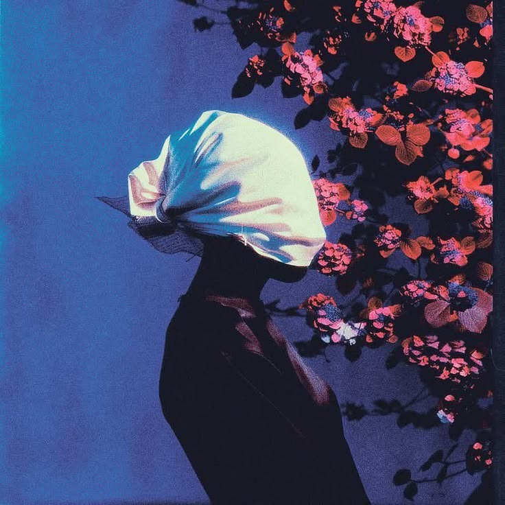 Portrait avec fleurs roses